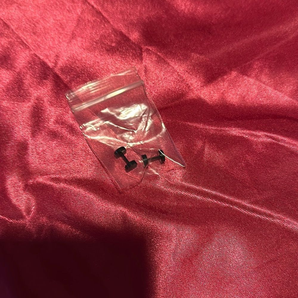 New black earrings